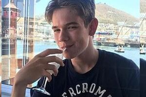 12歲就開始創業，17歲學生成澳最年輕富豪之一