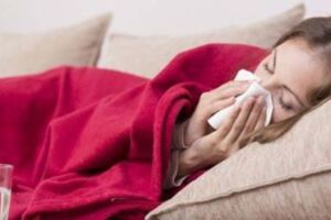 秋冬換季，為何容易發燒感冒，是抵抗力差嗎？大多數屬於睡眠不足