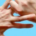 把手指這樣放「就能讓身體自動痊癒」8個超神反射穴道療法！