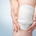 膝蓋關節炎怎麼治？注意日常調養也很重要