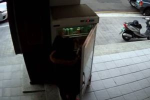 半年來天天掃光「愛心冰箱」　貪婦：要帶回家包水餃