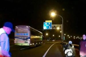 女大生誤設導航　嚇哭快速道路上(有影)