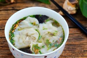 餛飩我家每週必做，要想餡兒鮮香必須加點這調料，提鮮效果特別棒