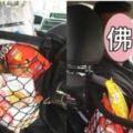 跪求公布車牌！後座「滿滿零食吃到飽」還附充電線…超佛司機被推爆：把客人當朋友！