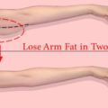 如何消除手臂上的贅肉拜拜肉呢？9個瘦手臂動作來解救你的粗手臂