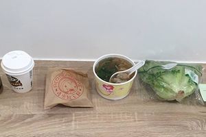 男生用「一張8種食物的照片」跟女孩告白，女孩號召閨蜜花了7天解開後都被甜爆了！