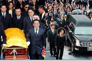 他生於臺北，身高僅1.58米，93歲去世，4萬人參加葬禮，5個女兒卻無人敢娶...