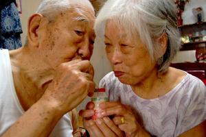 有洋蔥慎入》74歲才嫁來台灣，這是她第三段婚姻，嫁的卻是她第一個男人