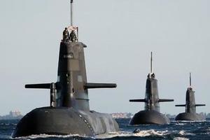 日本潛艇悄無聲息摸到中國艦隊周圍，剛伸出潛望鏡發現不對勁晚了！