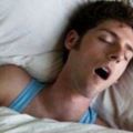 睡覺時，為什麼會口乾舌燥？