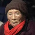 浙江98歲奶奶冒雨走3公裡還債！只為償還50年前的10塊工錢