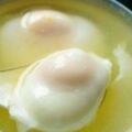 水煮荷包蛋最簡單的做法，不加醋不加鹽，只需多加一步，個個完整