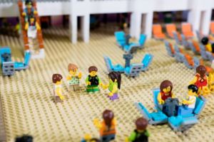 全球唯一獲Lego認證大師的華人　港人砌出最大模型船