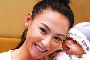 張柏芝為三胎舉辦滿月酒，「小王子」正面照首次曝光，網友：終於藏不住了！