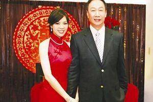 她是林志玲的舞蹈老師，34歲打敗林志玲嫁台灣首富