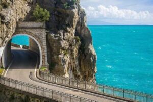 全球最美的公路——義大利阿馬爾菲海岸車道