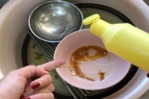 這樣洗碗等於「吃細菌」，不要在洗錯了，洗碗的錯誤習慣要改了