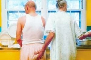 15張證明「愛情不會隨著年齡增長而消失不見」的老夫老妻放閃照。