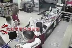 店員問「需要微波嗎？」這媽媽卻當著小孩面羞辱店員…結果被一句話狠狠打臉！