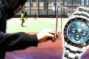 21歲仔球場踢波隨處放財物　失42萬限量手錶Rolex