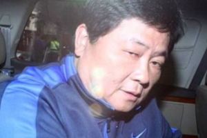 【信不信我把你砰掉！】我是冬瓜標旁邊的豬腳.....顏清標本尊立刻PO文回應：XXX...............