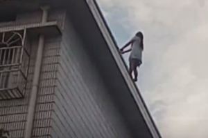 【內有視頻】男友不願幫忙吹頭發·20歲少女鬧跳樓輕生