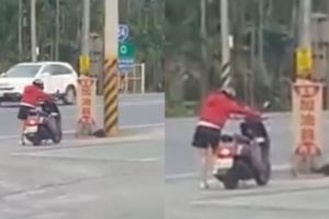 婦人「狂踩機車33秒」發不動快要崩潰，眼尖網友竟發現「她的腳」...當場笑瘋捶地！