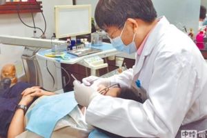 健保停復保將廢止！僑民欠費鎖卡限制就醫