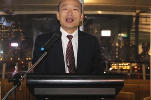 韓國瑜展戰略高度 身正不怕影子斜