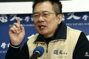 蔡正元指拿吳4000萬元 韓國瑜怒轟：有拿我就辭高雄市長