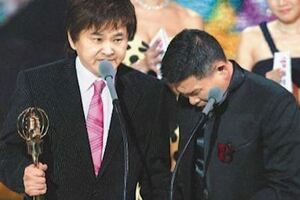 賀一航:金鐘獎綜藝類最佳主持人，秀場泰斗，因腸癌離世終年64歲