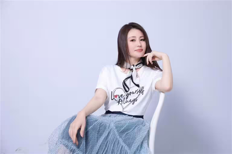 佐藤麻衣息影10年正式復出。(圖/鏡藝宏海提供) 佐藤麻衣息影10年正式復出。(圖/鏡藝宏海提供)