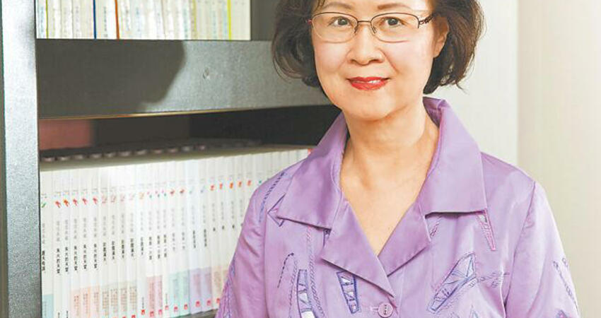 瓊瑤無預警翩然離世