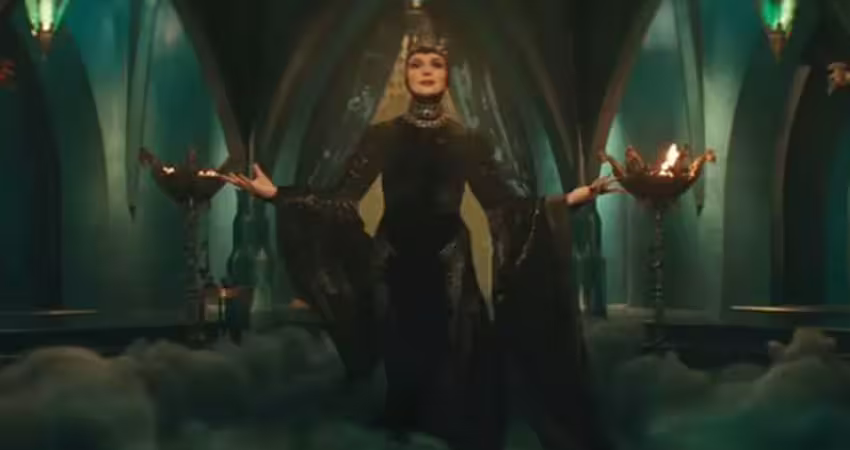 「神力女超人」化身最美壞皇后！真人版《白雪公主》致敬原版動畫