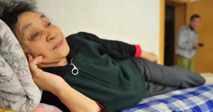 出13萬帶親家旅遊！兒子出發前要求「在家顧孩子」只出錢人別去　她答應後1舉動讓兒子後悔莫及