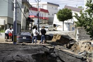 北海道強震至少36人失聯 機場關閉、鐵路停駛