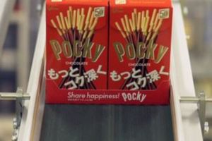 超受歡迎零食「Pocky」的生產過程大揭秘，大家都沒料到餅乾棒的製作會是這樣！