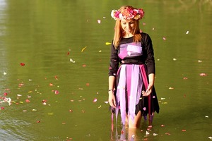 天生好命，35歲後愛情事業兼得的3大星座女