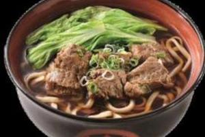 心理測試：一大碗牛肉麵，你是先吃肉呢還是先吃麵？