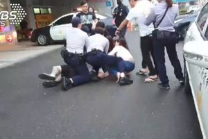 抽菸要進急診室被擋男子大鬧遭制伏