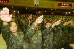 媽媽一句「你吃飽了嗎？」讓人瞬間鼻酸。當兵什麼時候最想家？大家淚推同一天