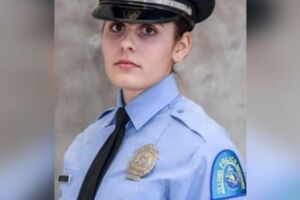 拿槍爽玩俄羅斯輪盤 正妹警花遭擊斃
