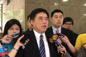 陳吉仲說韓國瑜訂單是「既有通路」 郝龍斌霸氣說這四個字
