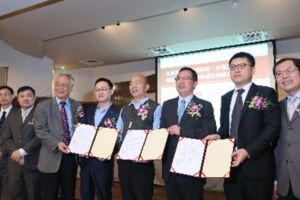 請白手套做5億業績？網質疑詐騙：韓國瑜是中國下線