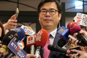 陳其邁：韓國瑜常把嚴肅問題拿到酒吧談 這樣不好