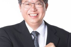 馬屁拍好拍滿!!他列鄭文燦20政績