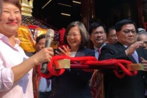 瘋媽祖！才說不交管　盧秀燕「這席話」讓蔡英文跌破眼鏡！