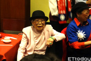 常熟店東98歲霸氣阿嬤…答謝支持者　「支持韓國瑜我就請客」