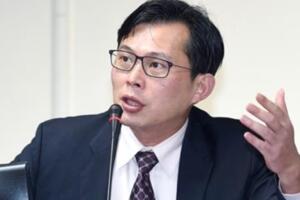 再爆慶富案爛帳 黃國昌轟基隆市挪用5600萬蓋蚊子停車場
