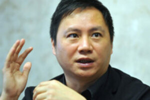 韓國瑜「征服宇宙」引爆爭議 王丹先罵再諷